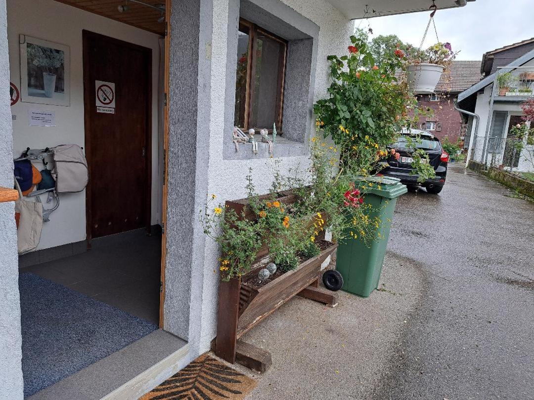 Chez Ninfa Apartment Villeret Exterior photo